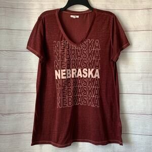Maurices Heathered Maroon Nebraska Graphic T-Shirt Short Sleeve V-Neck Size XL
